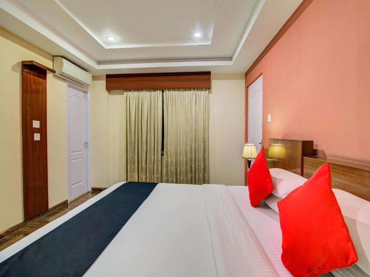 การ์ดีเนีย คอมฟอร์เทส สวีทส์ Hotel บังกาลอร์ ภายนอก รูปภาพ