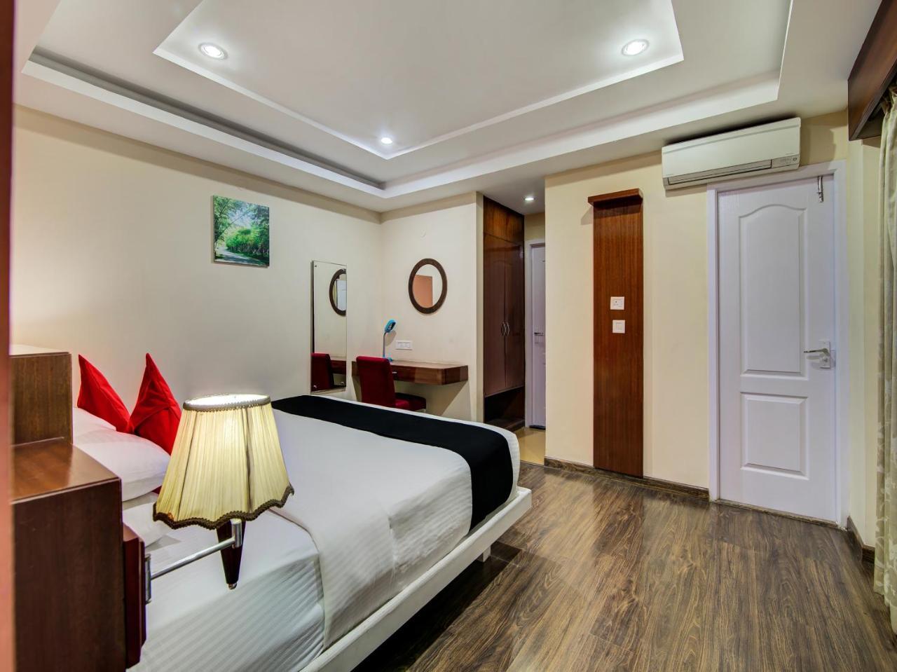 การ์ดีเนีย คอมฟอร์เทส สวีทส์ Hotel บังกาลอร์ ภายนอก รูปภาพ