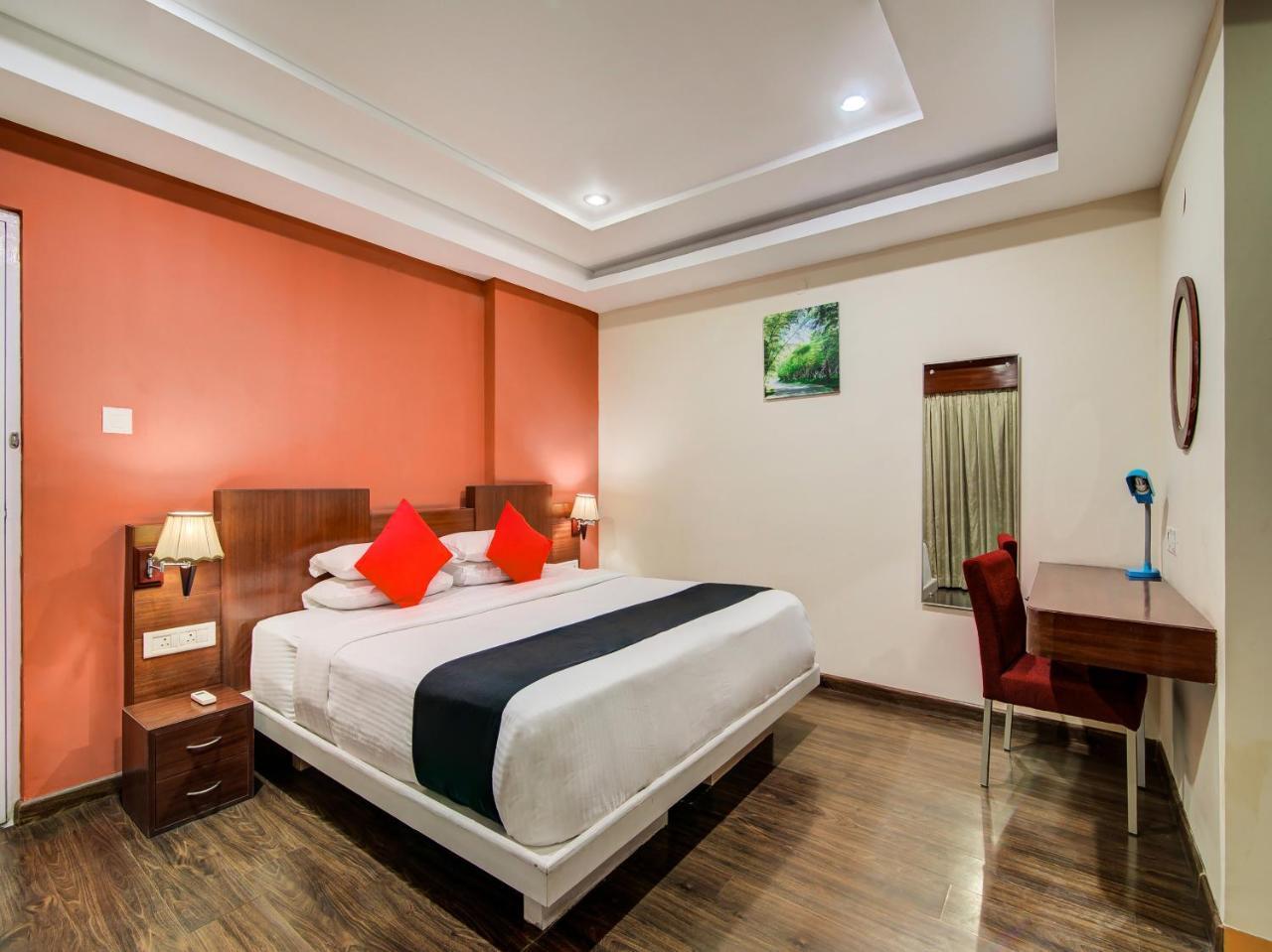การ์ดีเนีย คอมฟอร์เทส สวีทส์ Hotel บังกาลอร์ ภายนอก รูปภาพ