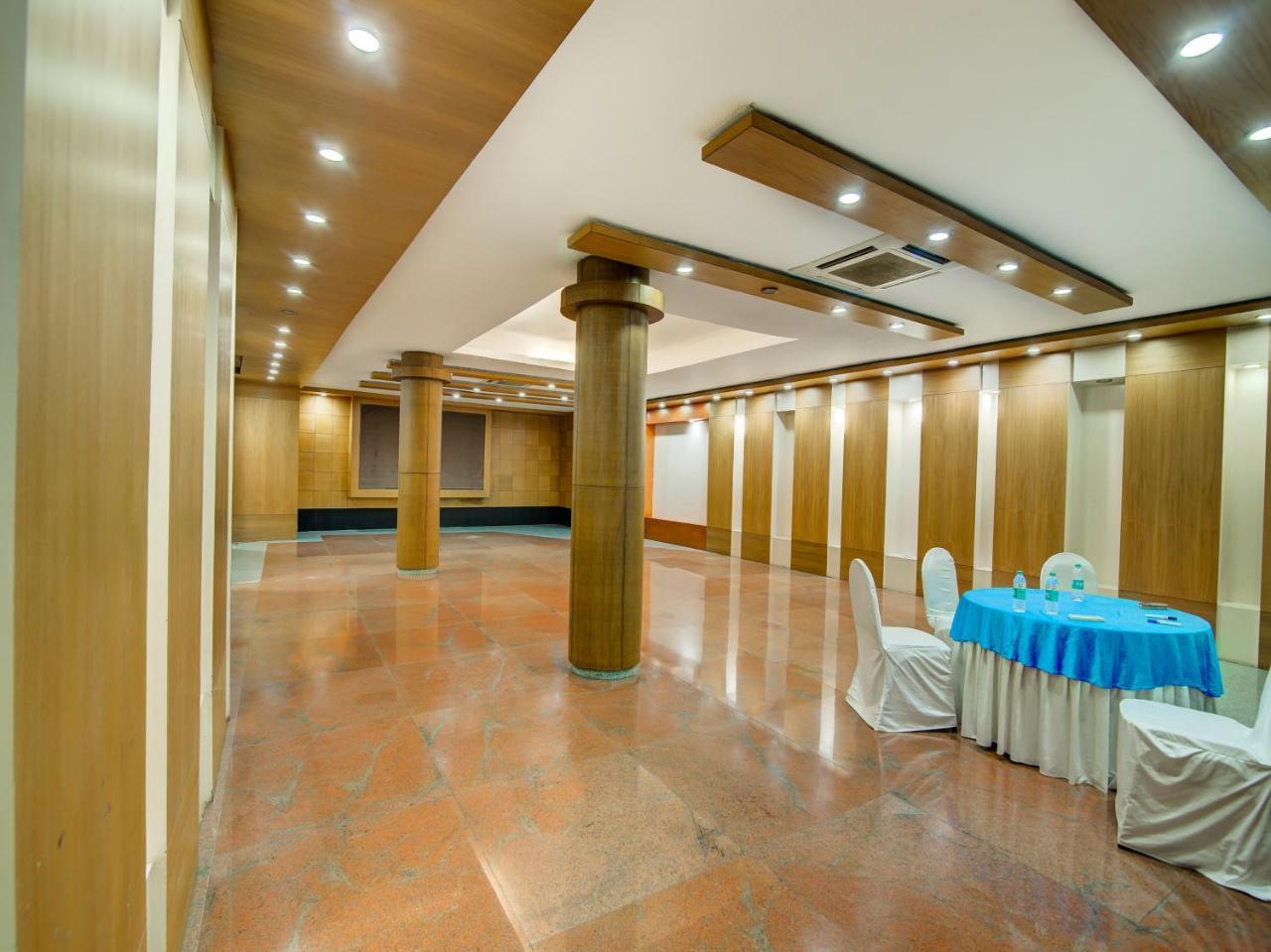 การ์ดีเนีย คอมฟอร์เทส สวีทส์ Hotel บังกาลอร์ ภายนอก รูปภาพ