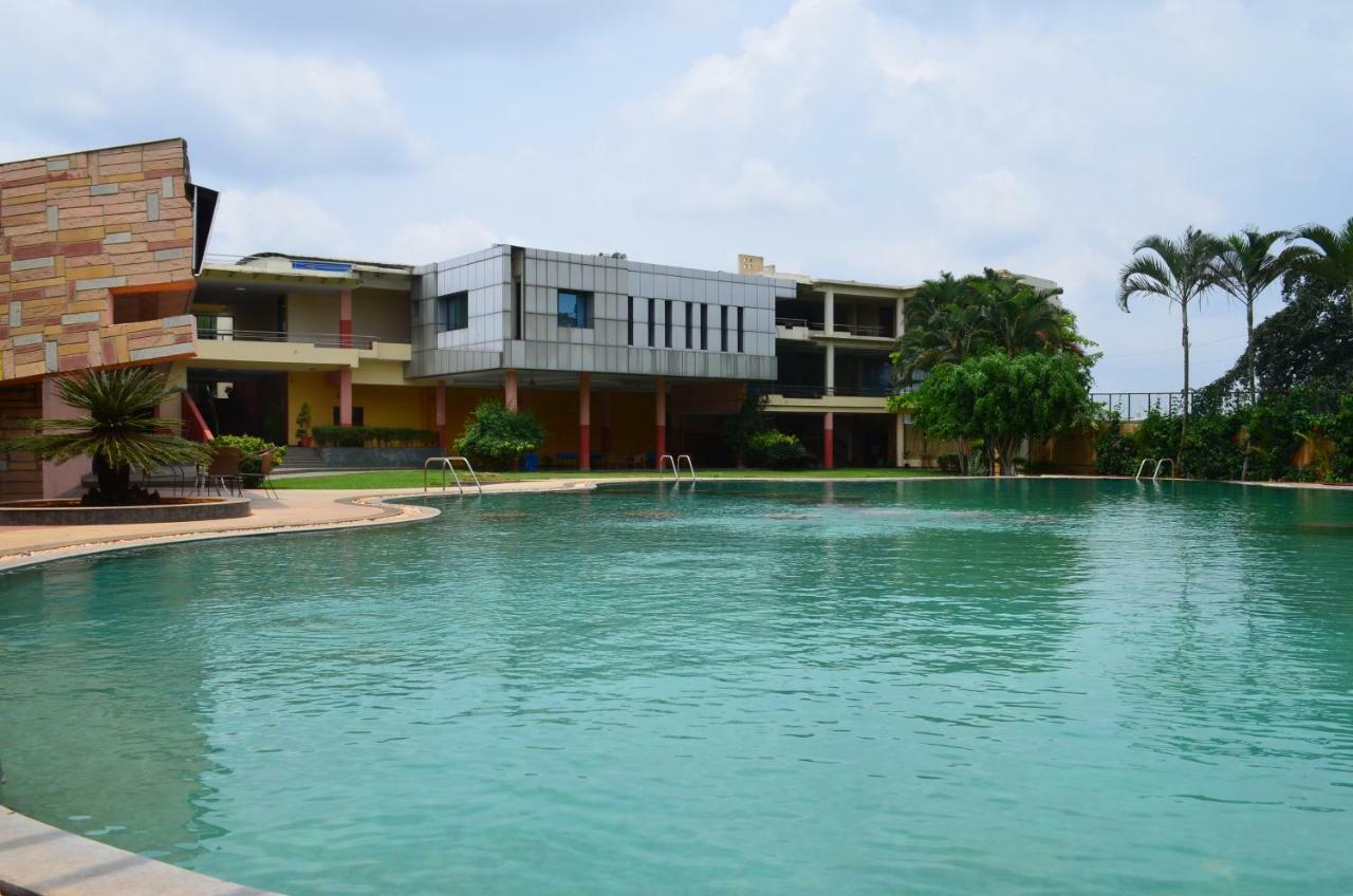การ์ดีเนีย คอมฟอร์เทส สวีทส์ Hotel บังกาลอร์ ภายนอก รูปภาพ