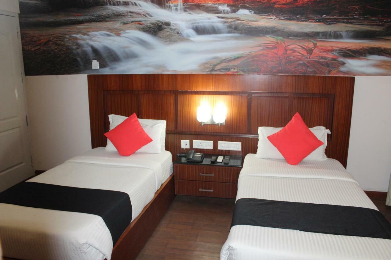 การ์ดีเนีย คอมฟอร์เทส สวีทส์ Hotel บังกาลอร์ ภายนอก รูปภาพ
